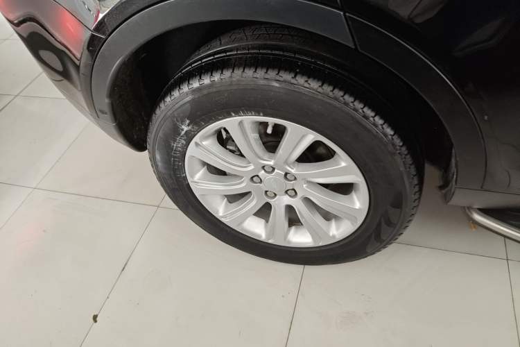 Used Land Rover Discovery Sport 2019 240 PS SE Version China VI Standard