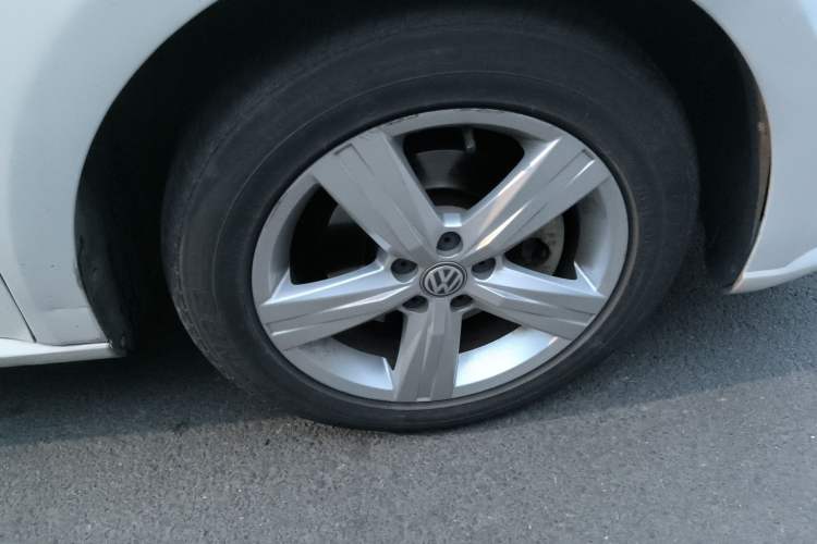 Used Volkswagen Lavida 2017 1.6L Automatic Fashion Edition