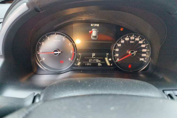 Used Honda Avancier 2019 240TURBO Two-Wheel Drive Elite Edition Odometer Close Up