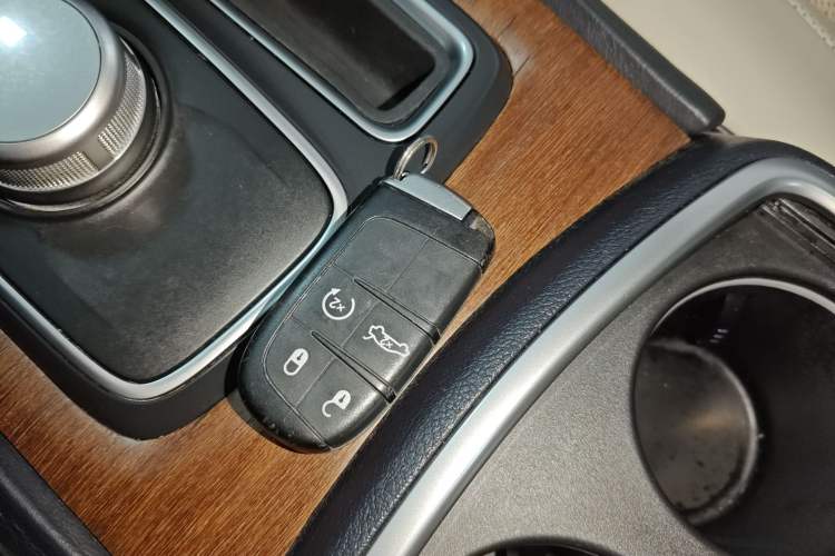 Used Chrysler 300C 2014 3.0L Excellence Edition