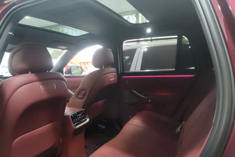 Used Hima AITO M7 2026 Model Range-Extending Max All-Wheel Drive 5-Seater Version
