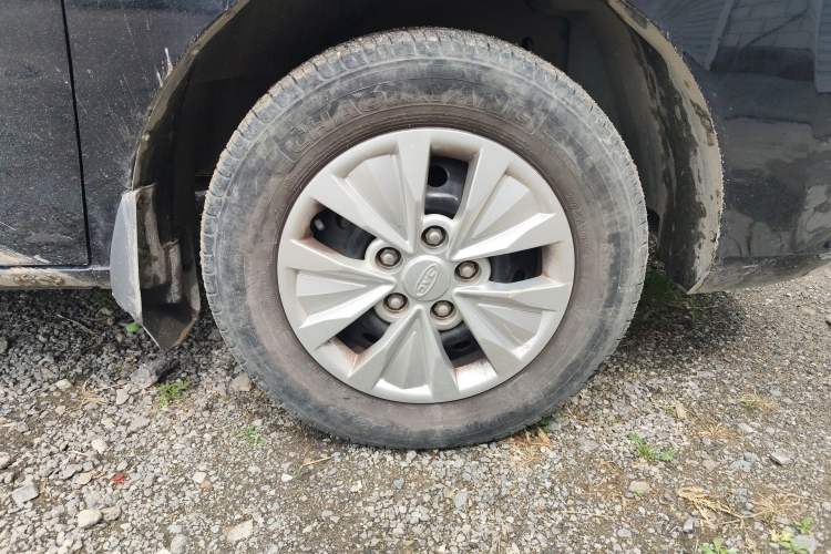 Used JAC Refine M3 2022 PLUS 1.8L 7-seater Standard Model