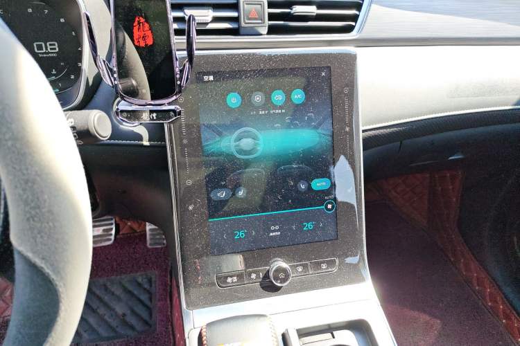 Used Roewe RX5 2020 PLUS 300TGI Automatic Ali National Trend Flagship Edition Audio And AC Panel