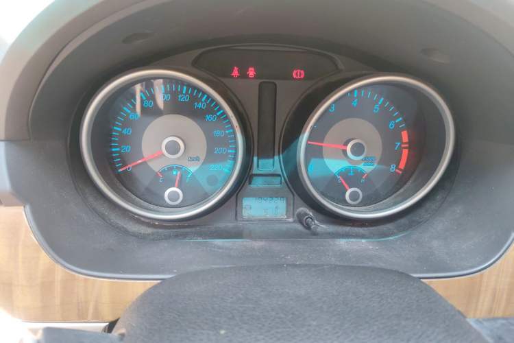 Used Buick Excelle 2015 1.5L Automatic Classic Model Instrument Cluster