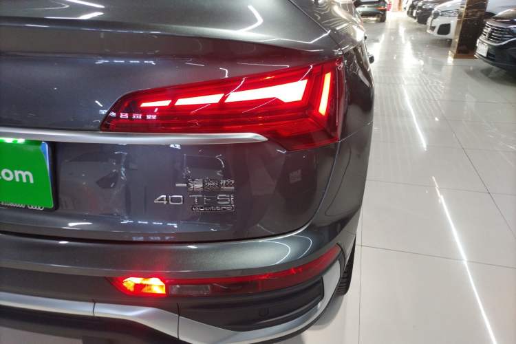 Used Audi Q5L Sportback 2022 40 TFSI Luxury Model
