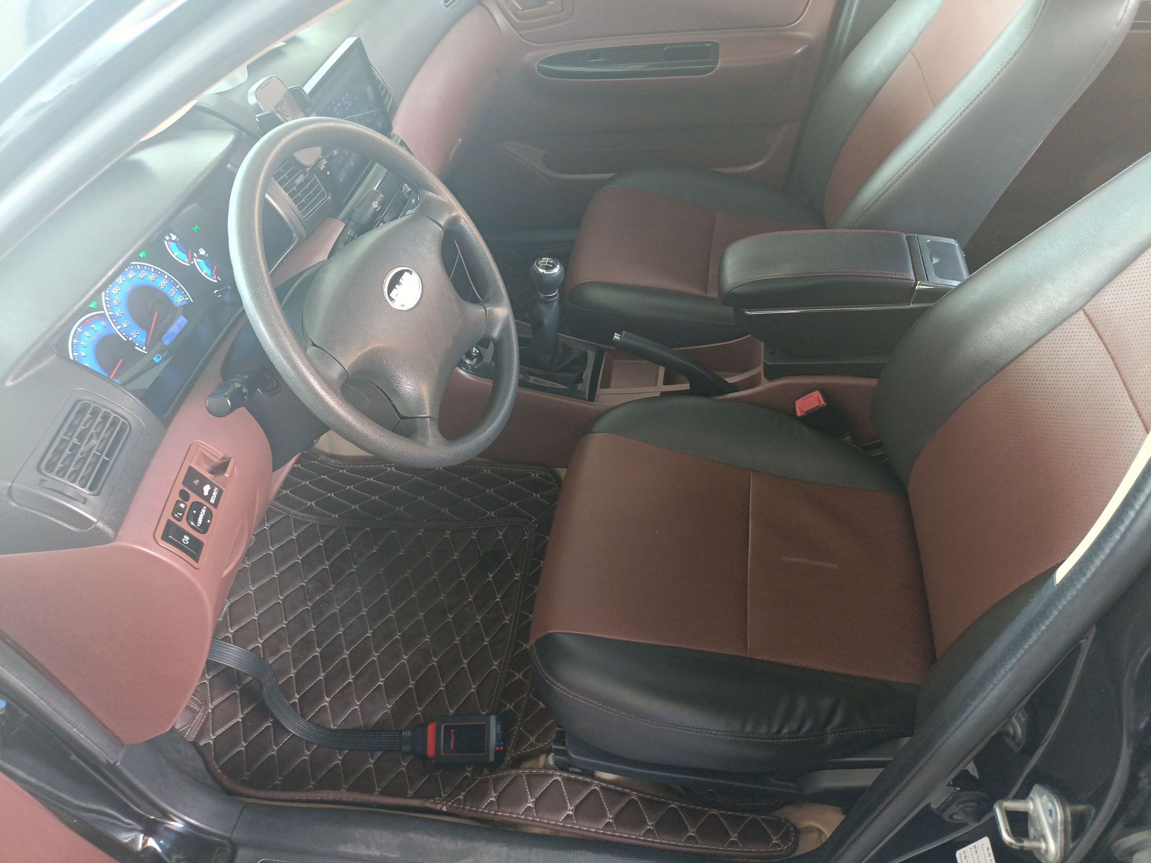 Interior delantero