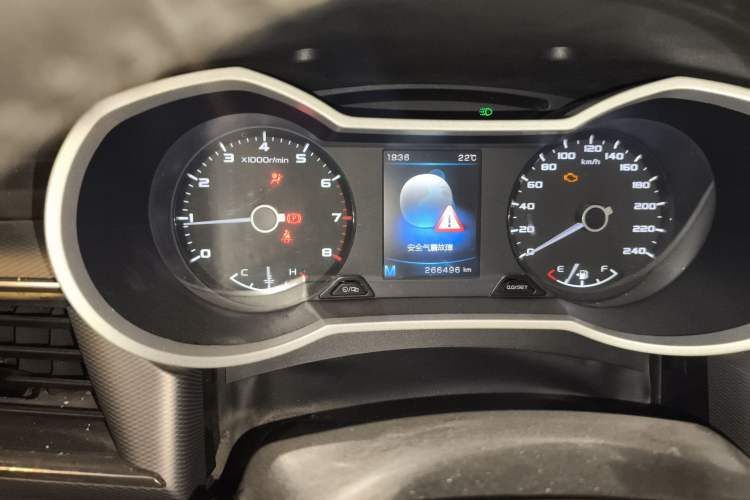Used Geely Auto Emgrand GL 2018 1.8L Manual Elite Smart Connectivity Version Instrument Cluster