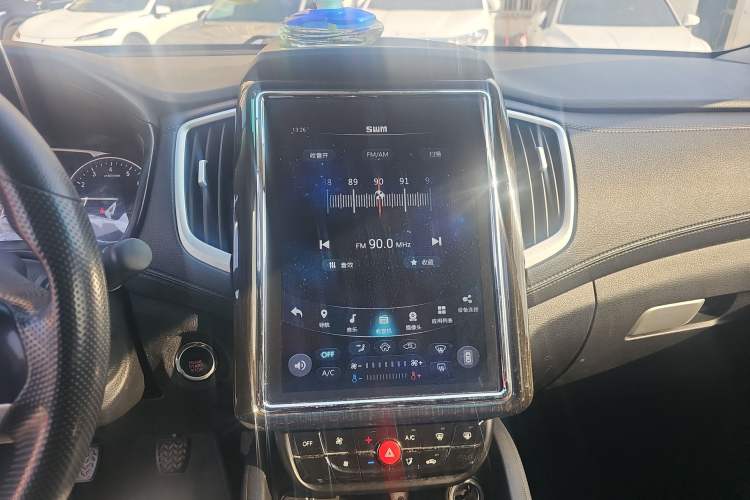 Used SWM X7 2020 2.0L Manual Comfort Version 7 Seats
