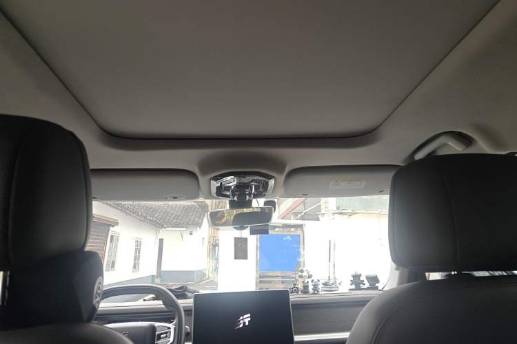 Used JETOUR Traveler 2023 1.5T Two-Wheel Drive Discovery PRO Headliner