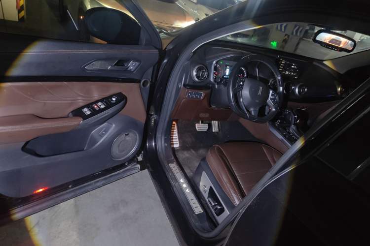 Used Wey VV5 2017 2.0T Ultra-Luxury Version