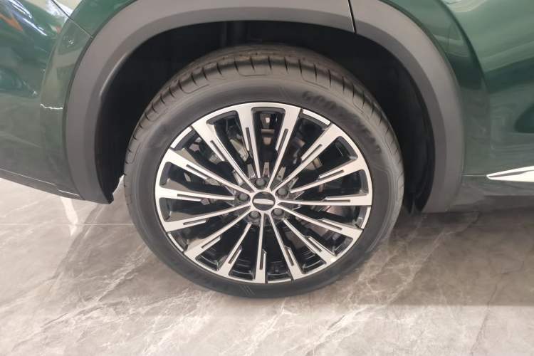 Used Geely Auto Monjaro L 2025 Dongfang Yao 2.0TD Automatic All-Wheel-Drive Wangyue Edition
