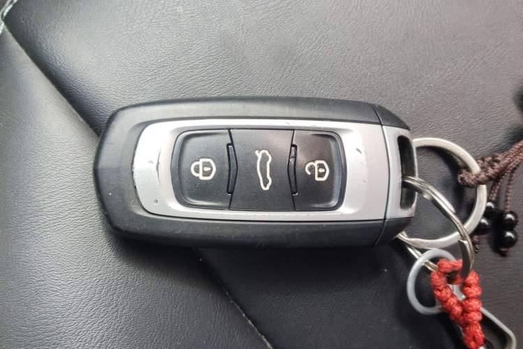 Used Geely Galaxy Panda 2023 Panda Mini 200km Endurance Bear Vehicle Key