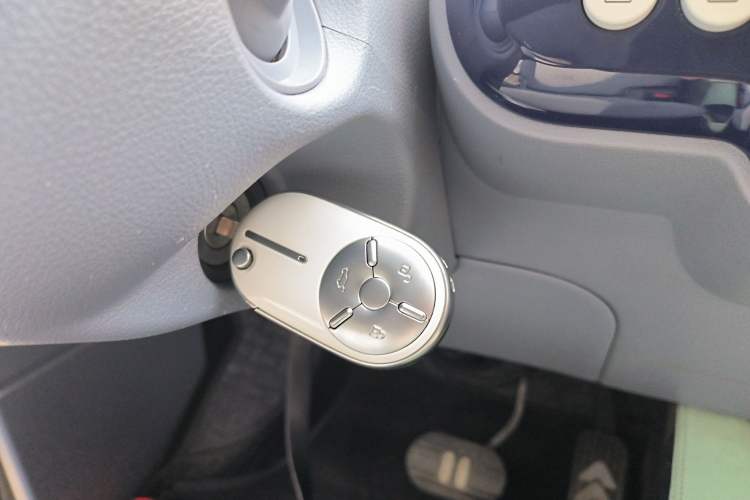 Used Bestune Pony 2024 122km range cute pony Vehicle Key