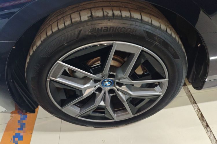 Used BMW i5 2024 eDrive 35L Luxury Package
