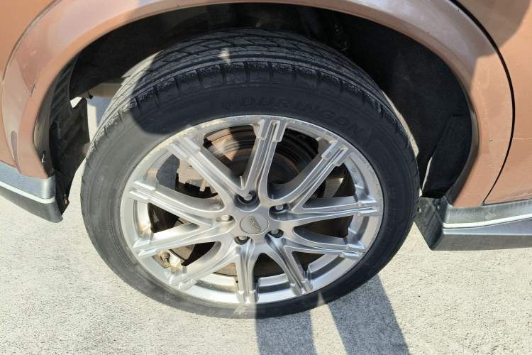 Used Infiniti ESQ 2014 1.6L Luxury Edition