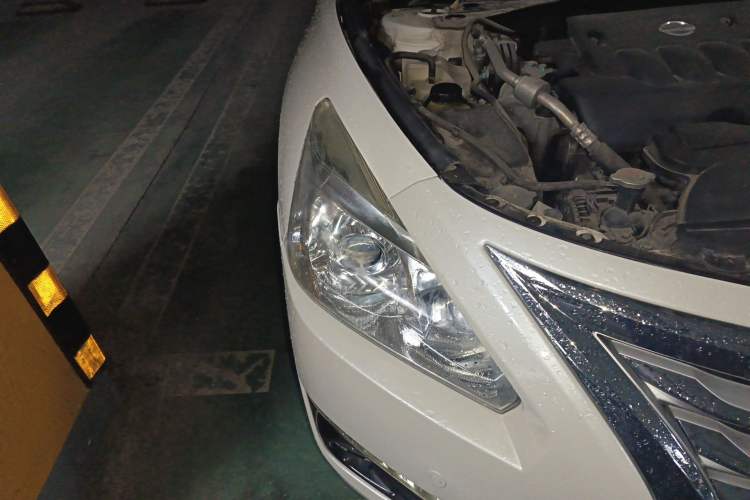 Used Nissan Teana 2014 2.0L XL Upper Tech Edition Right Front Headlight