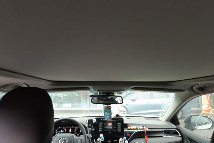 Used Toyota Camry 2021 2.5G Luxury Edition
