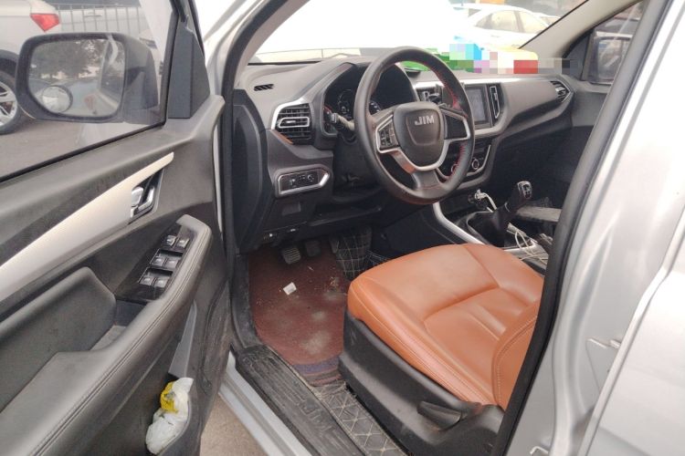 Used Isuzu JLM 2022 2.8T Classic Diesel Two-Wheel Drive Comfort Version with Long Wheelbase – JE493ZLQ6E
