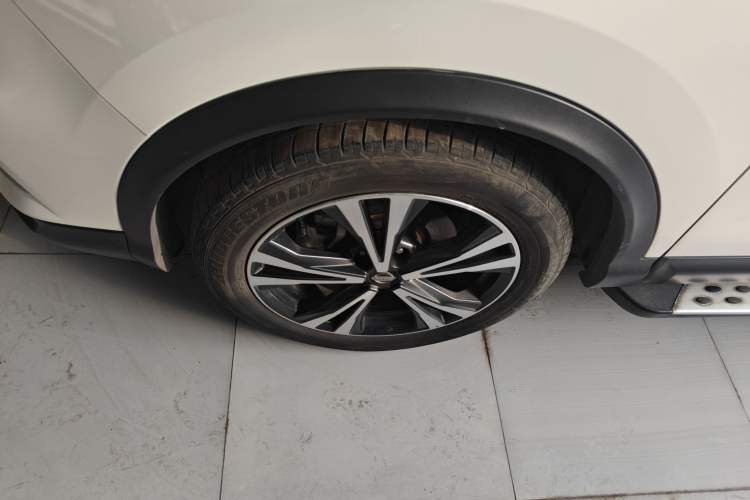 Used Nissan Qashqai 2022 2.0L CVT XV Premier Luxury Edition Left Front Wheel Hub