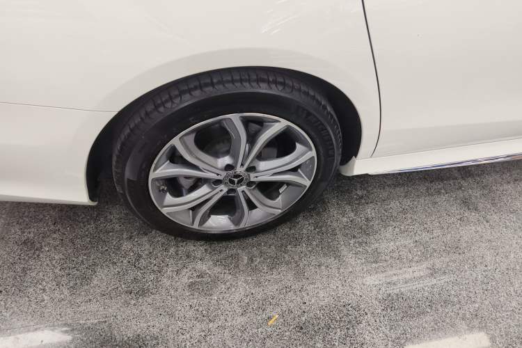 Used Mercedes-Benz E-Class 2020 Restyled E 300 L Sporty and Stylish Edition