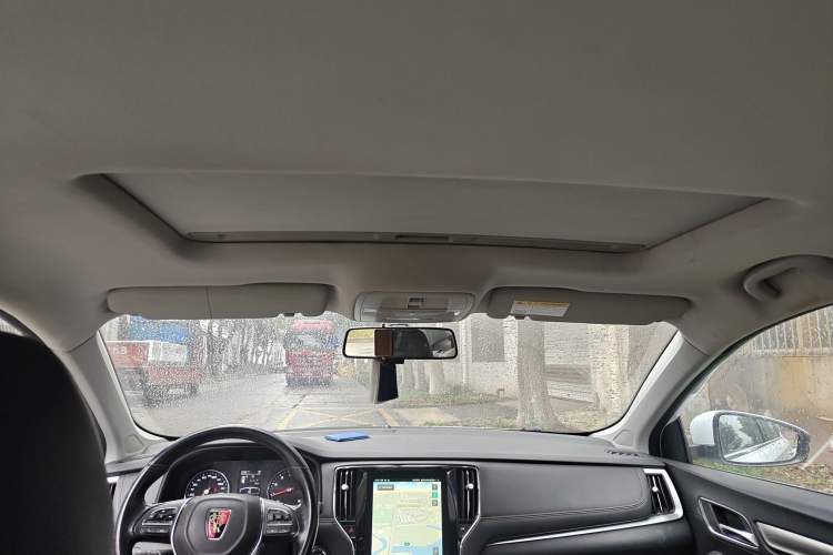 Used Roewe i6 2017 20T Automatic Internet Smart Edition