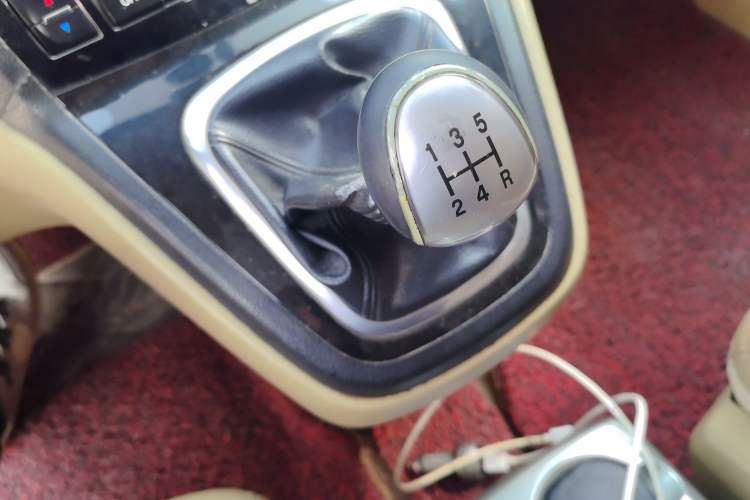 Used Haval H6 2011 2.0L Manual Two-Wheel Drive Urban Version
