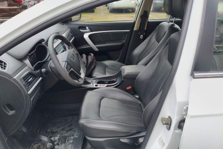 Used Geely Auto Emgrand 2017 Sedan Million Edition 1.5L CVT Upward Connectivity Version