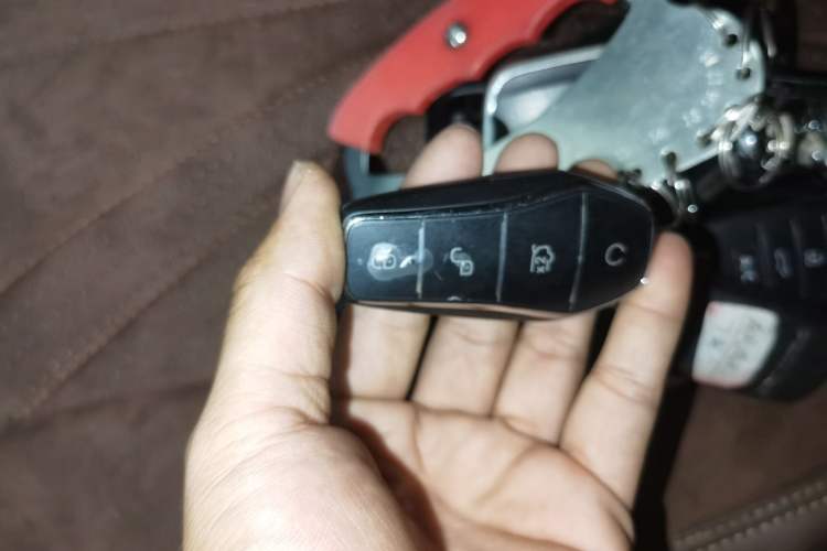 Used BYD Yuan PLUS 2025 Intelligent Driving Version 510 KM Beyond-Grade Edition Vehicle Key