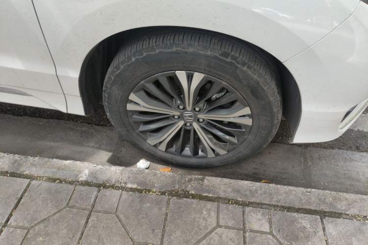 Used Honda UR-V 2020 370TURBO Two-Wheel Drive Luxury Edition Right Front Wheel Hub