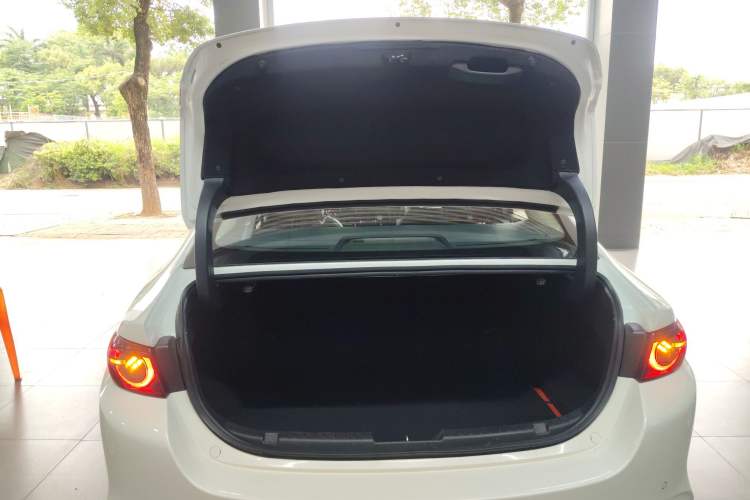 Used Mazda 3 Axela 2021 2.0L Automatic Zhiya Edition Trunk