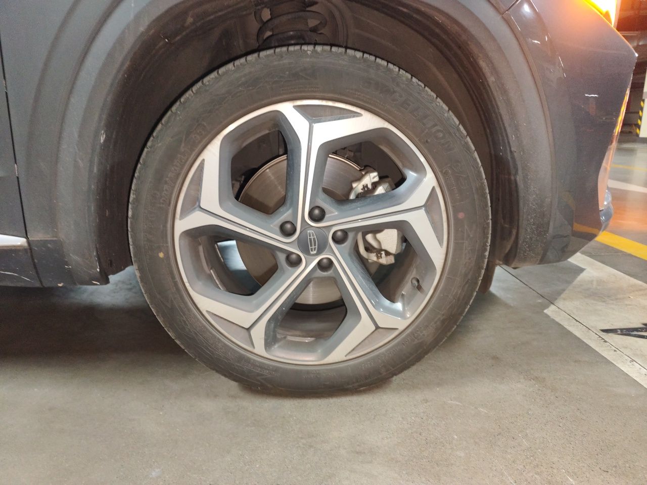 Geely Auto Monjaro L 2024 2.0TD DCT EVO Two-Wheel Drive Prestige Version — снимка 8