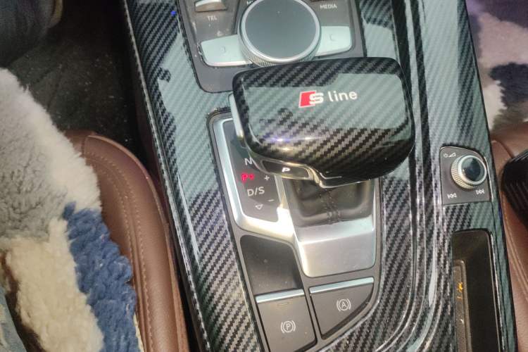 Used Audi A4L 2019 40 TFSI Fashion Edition China VI Emission Standard