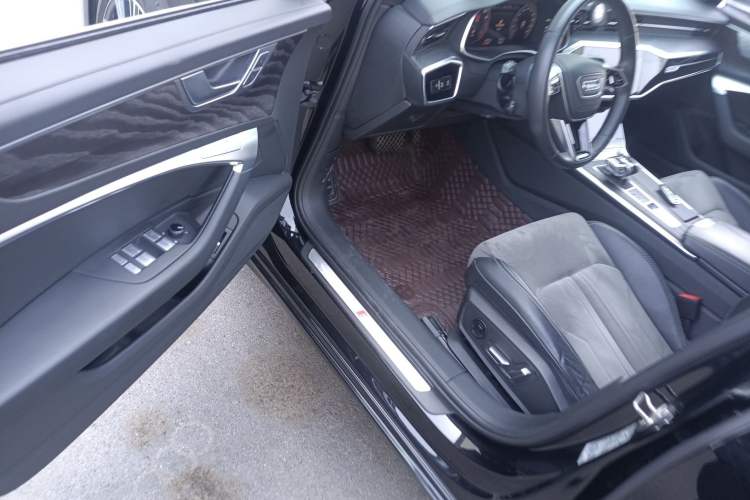 Used Audi A6L 2023 Revised Edition 45 TFSI quattro Prestige Dynamic Version Driver Seat