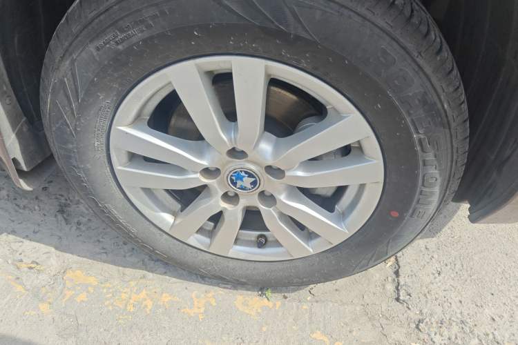 Used Venucia T70 2016 2.0L CVT Smart Choice Edition