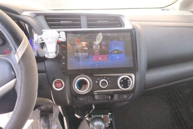 Used Honda Fit 2014 1.5L EX CVT Elite Model Audio And AC Panel