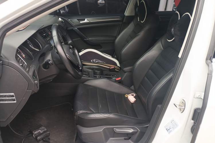 Used Volkswagen Golf 2016 230TSI Automatic Luxury Version