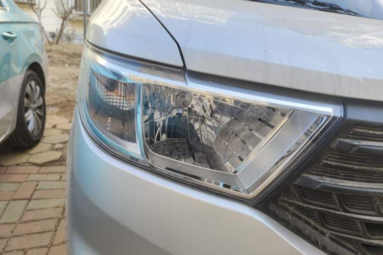 Used Wuling Hongguang V 2021 1.5L Jingqu Version LAR