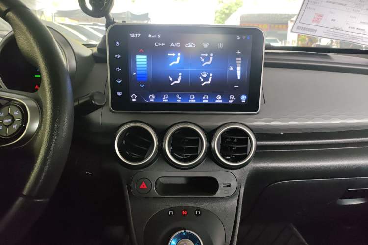 Used ORA Black Cat 2021 351 km Standard Version
