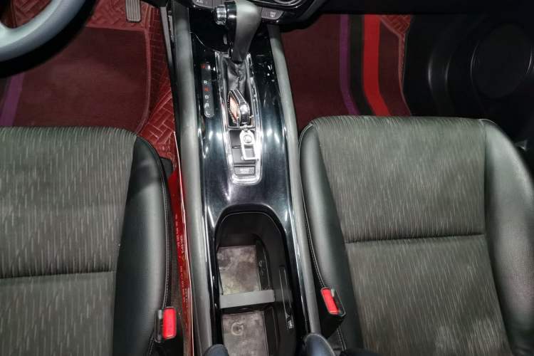 Used Honda Vezel 2020 1.5L CVT Luxury Edition
