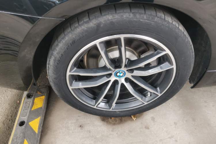 Used BMW 5 Series New Energy 2022 Restyled 535Le M Sport Package Exterior 5