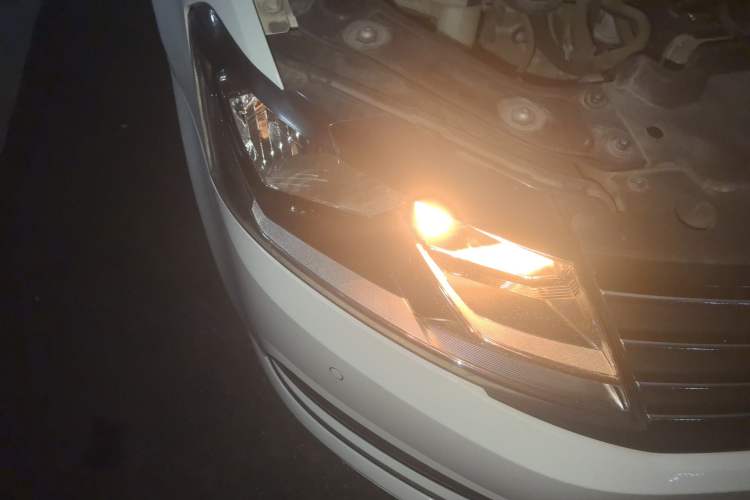 Used Volkswagen Gran Lavida 2017 180TSI DSG Comfort Edition Exterior 6