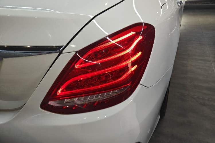 Used Mercedes-Benz C-Class 2015 C 200 L Sport Edition
