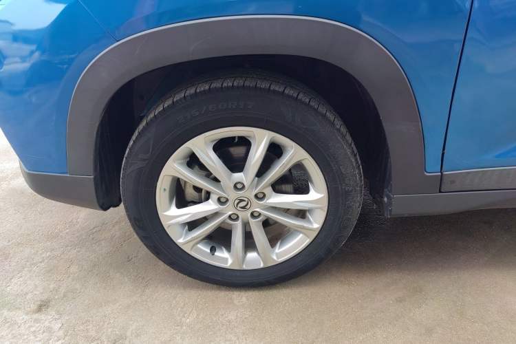 Used Dongfeng Fengon S560 2019 1.8L CVT Elite Model Left Front Wheel Hub