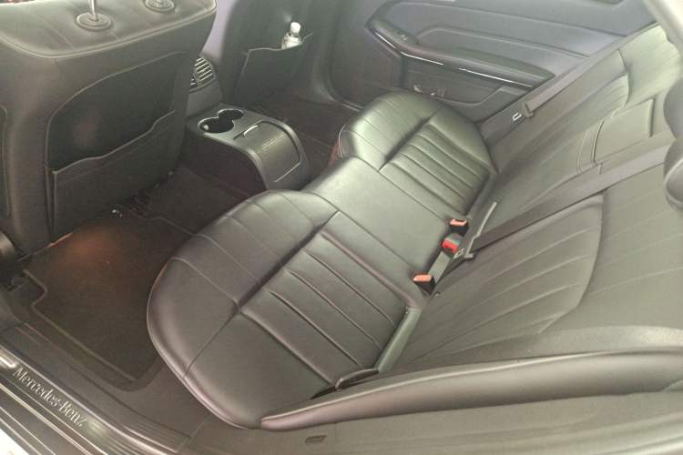 Used Mercedes-Benz E-Class 2015 Facelift E 200 L Sport Edition