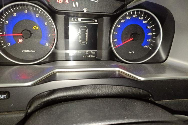 Used Geely Auto Emgrand 2014 Sedan 1.3T CVT Prestige Model