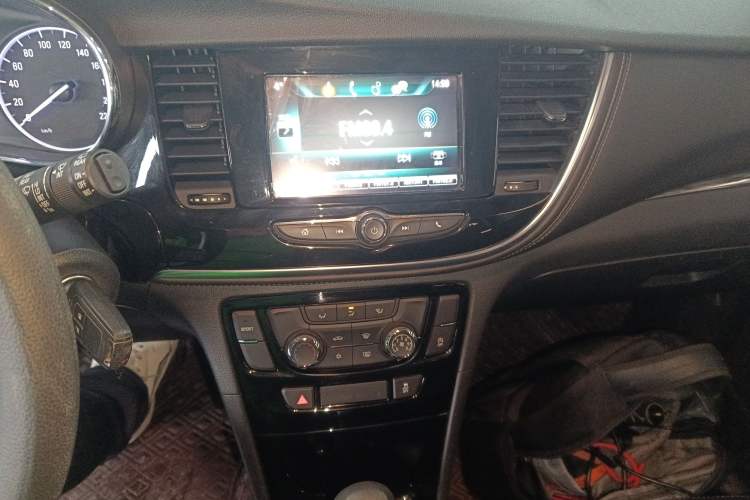 Used Buick Encore 2018 18T Automatic Two-Wheel Drive Urban Leading Model
