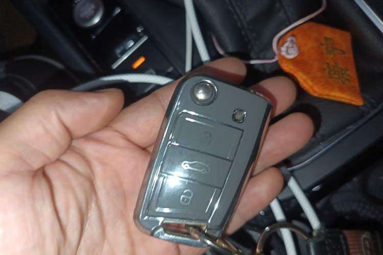 Used Volkswagen Sagitar 2023 280TSI DSG Beyond Lite Edition Vehicle Key