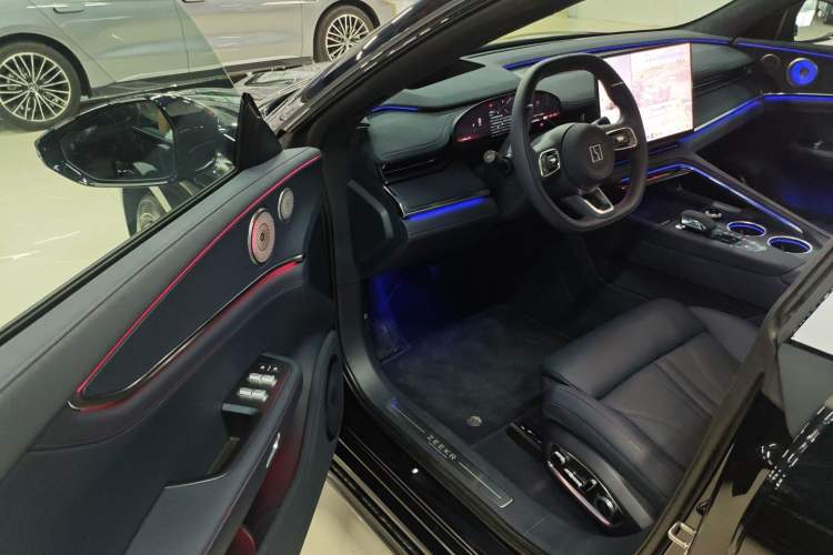 Used Zeekr 001 2026 Model 103° Rear-Drive Max Version Driver Seat