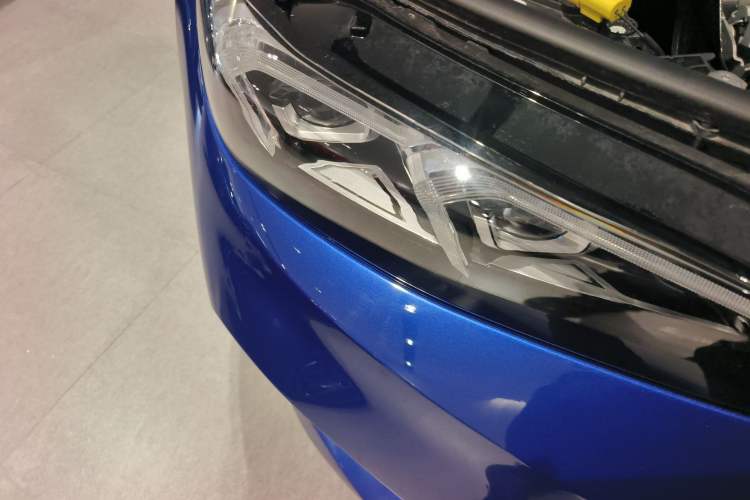 Used BMW i3 2024 eDrive 35 L Right Front Headlight