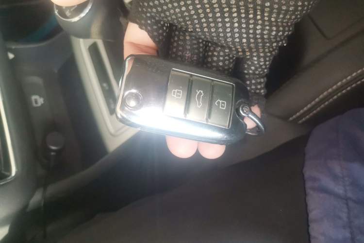 Used Roewe i6 2020 PLUS 1.6L Manual 4G Connect Glory Flagship Edition